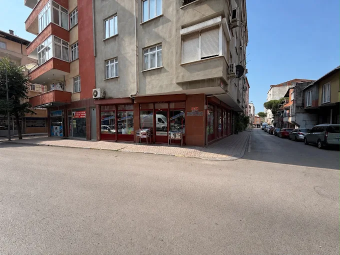 Kardeşler Tekstil ofisi dış görünümü
